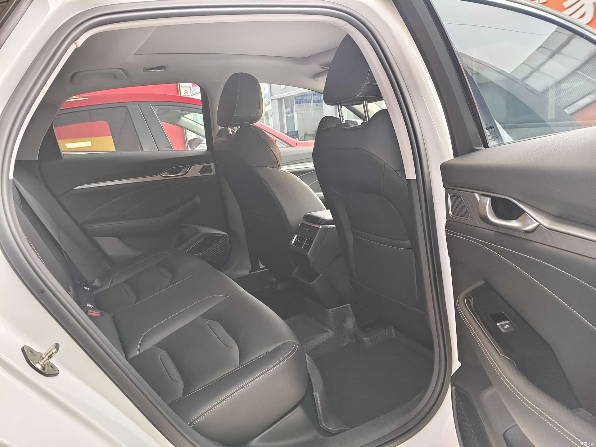 Geely Preface, 2022 8