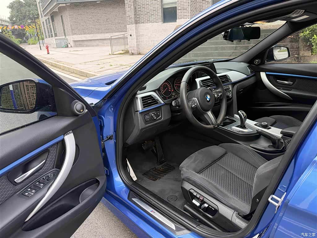 BMW 3 Series, 2018 7