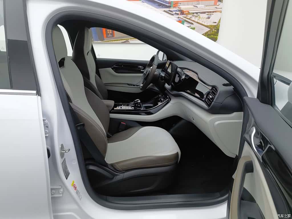 BYD Qin, 2024 23