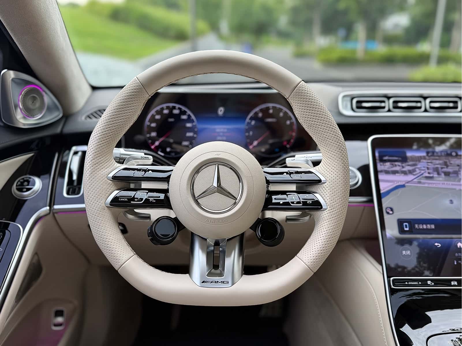 Mercedes-Benz S-Class, 2024 9