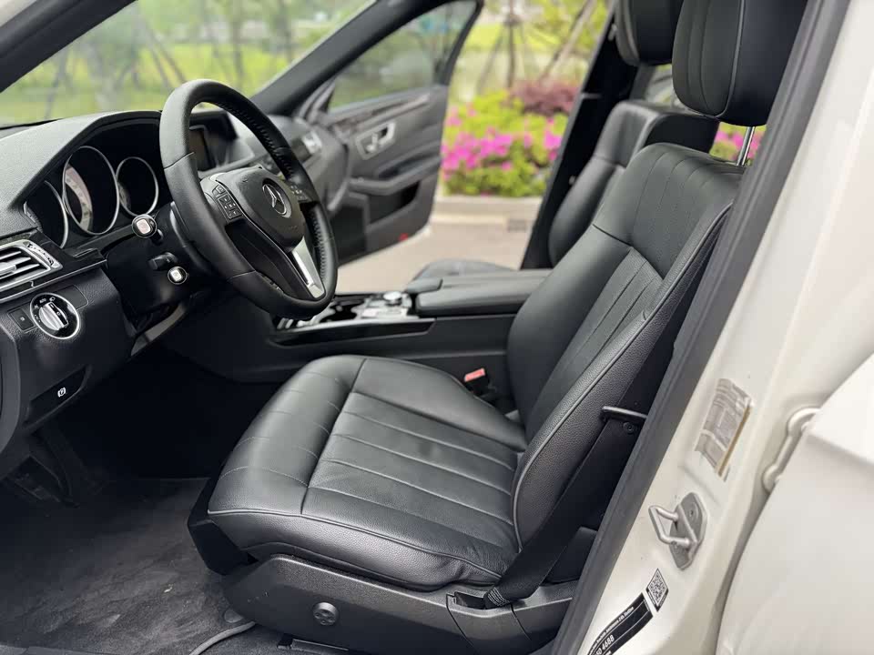 Mercedes-Benz E-class Mercedes-Benz E-class