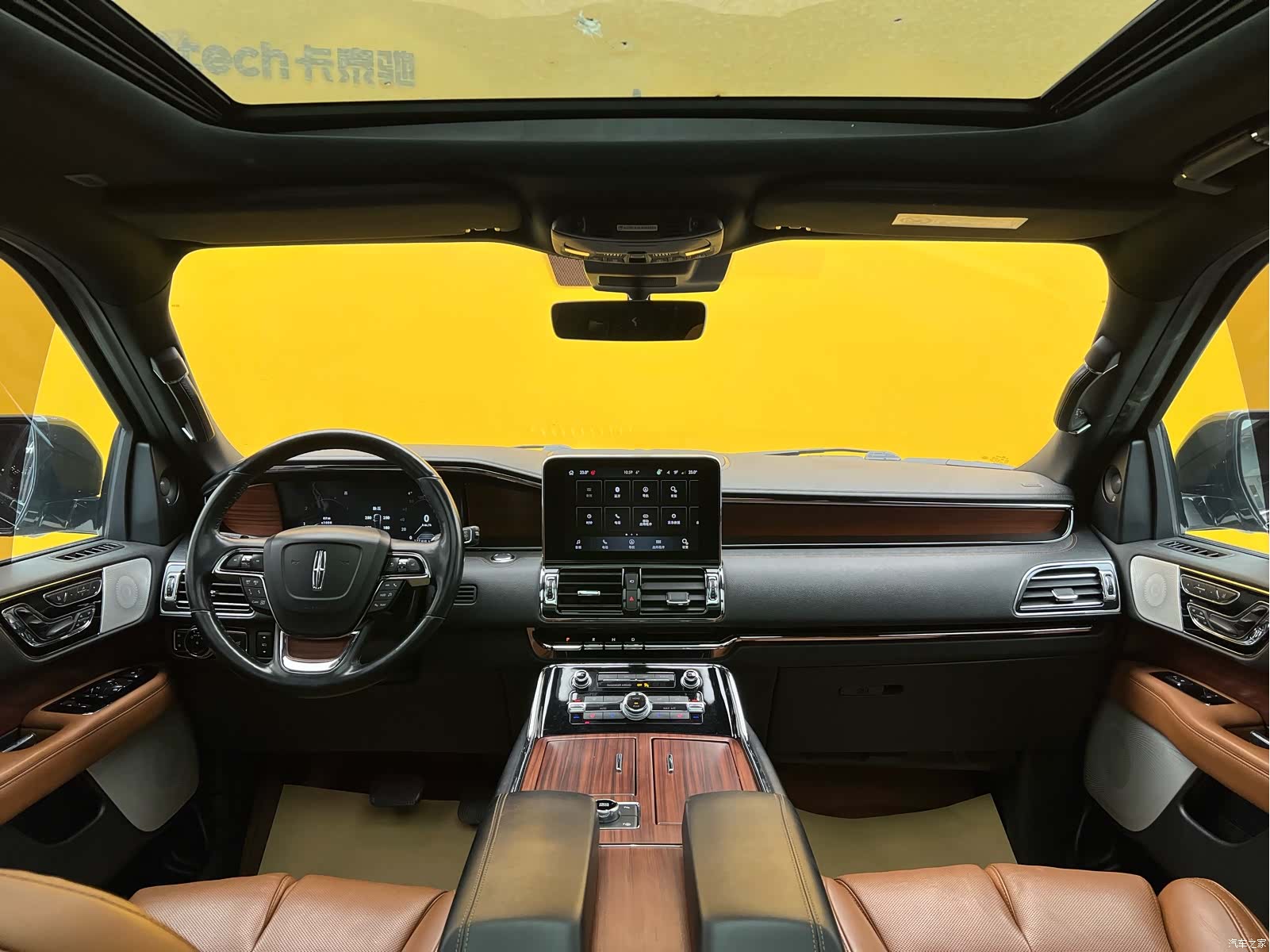 Lincoln Navigator, 2021 12
