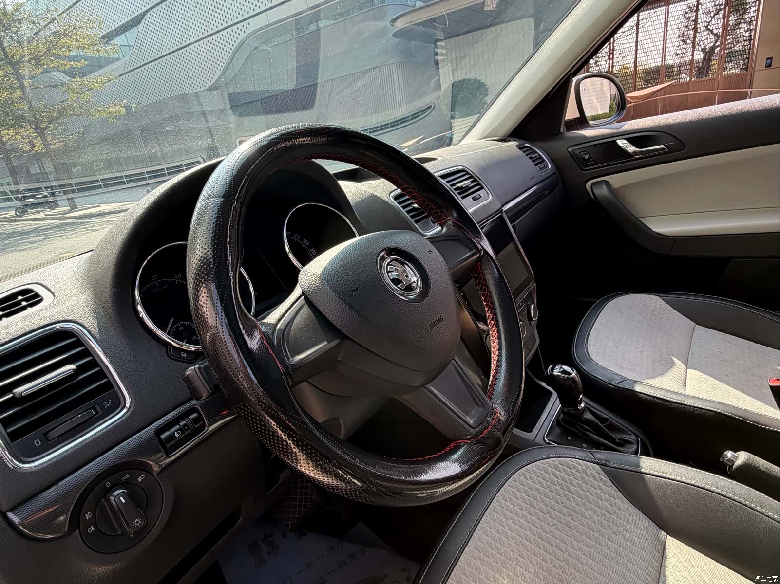 Skoda Yeti, 2018 9