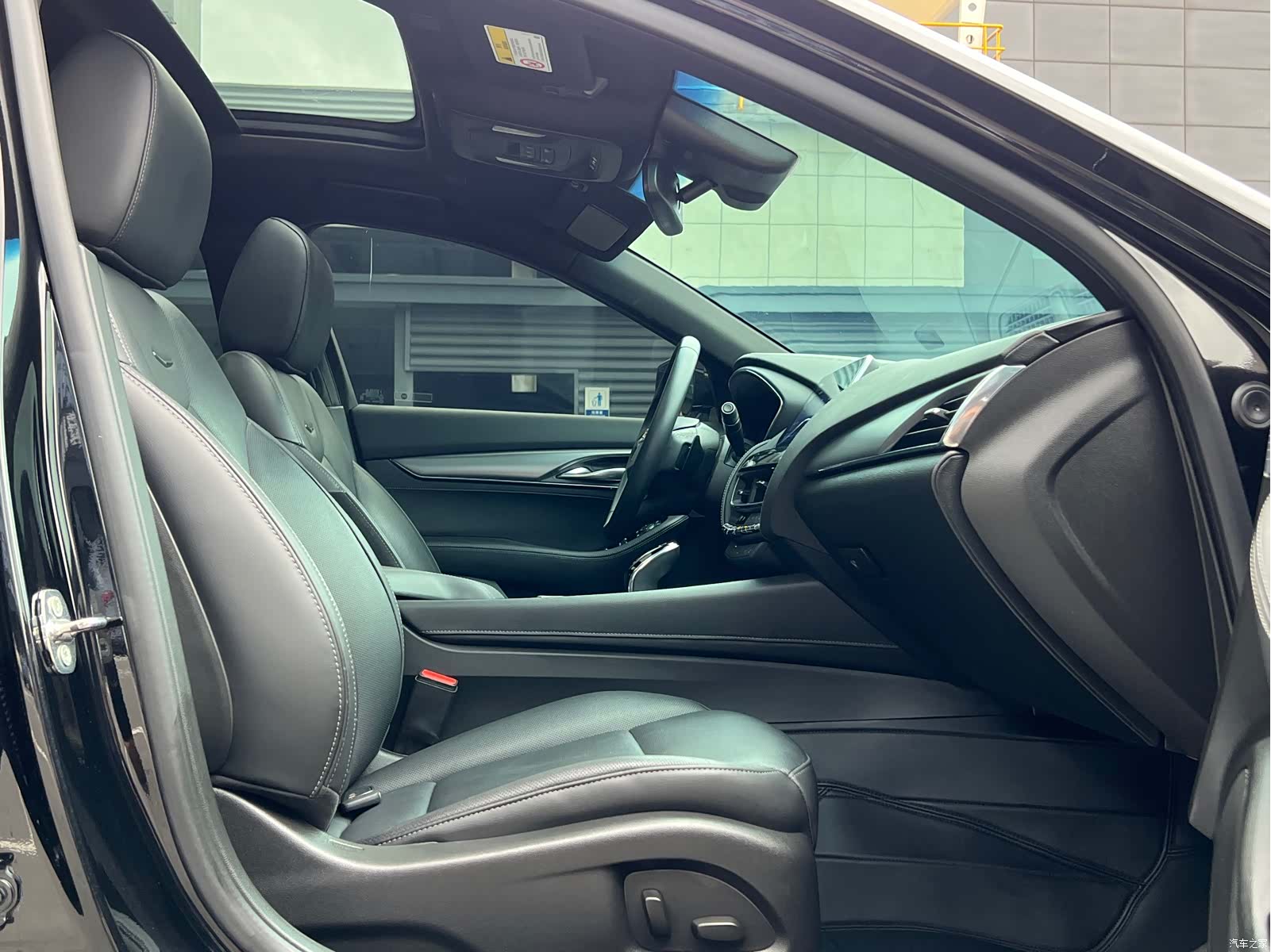 Cadillac CT5, 2023 10