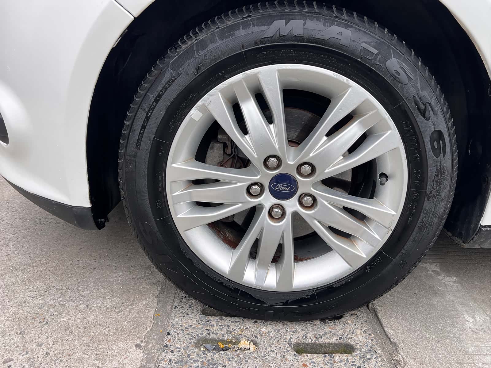 Ford Focus, 2014 4
