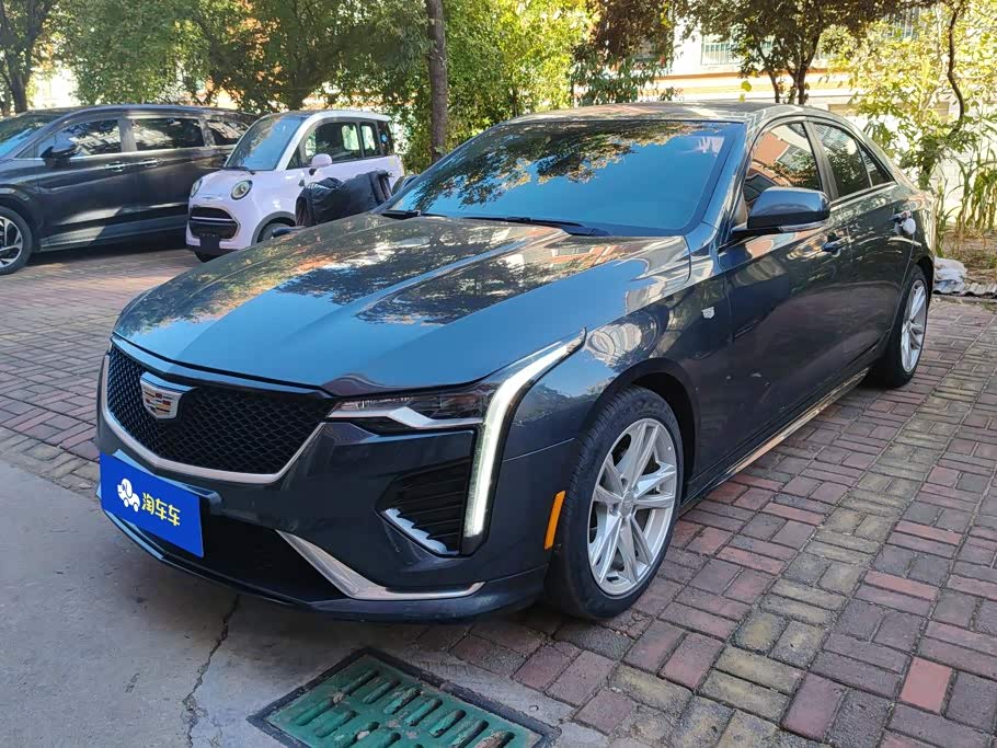 Cadillac CT4