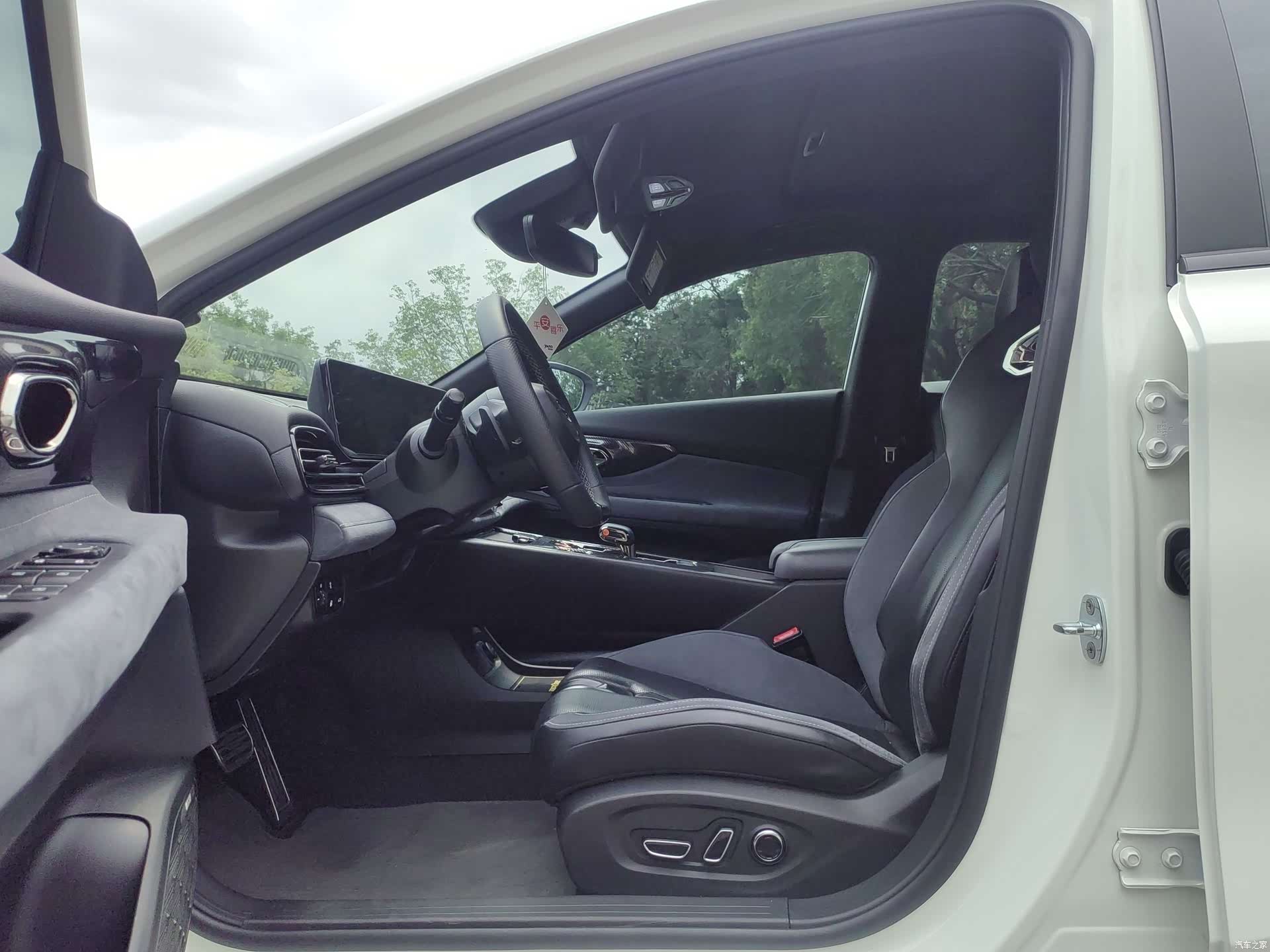 Trumpchi Empow, 2025 4