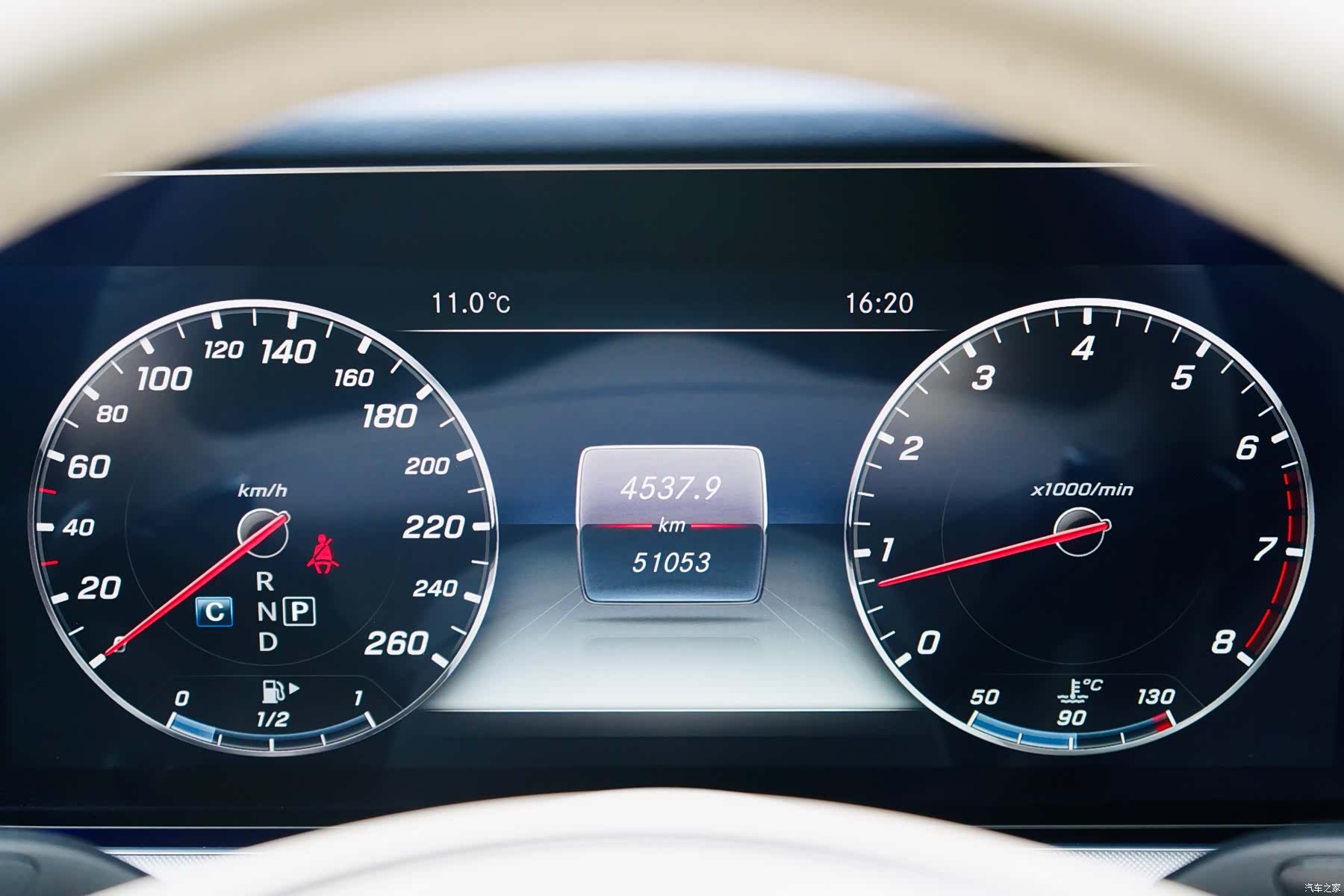 Mercedes-Benz E-Class, 2018 7