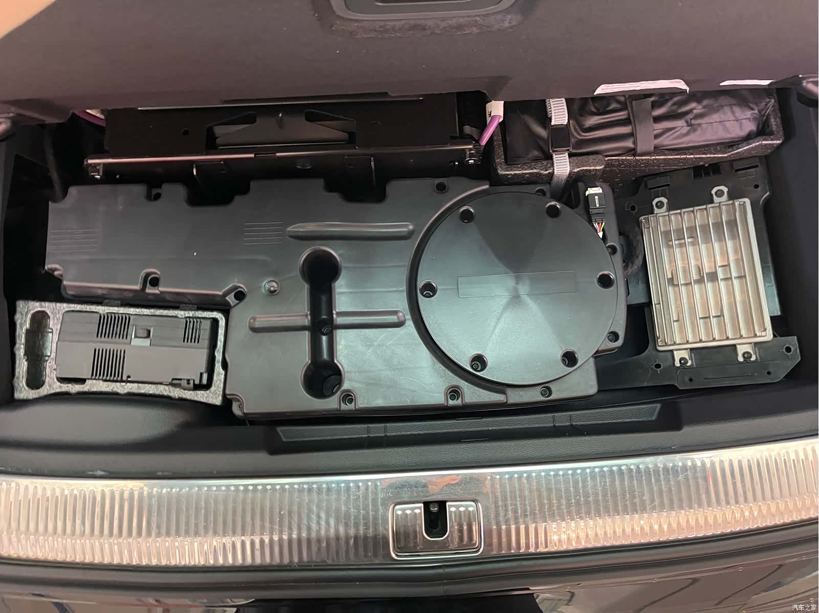 Audi Q7, 2023 22