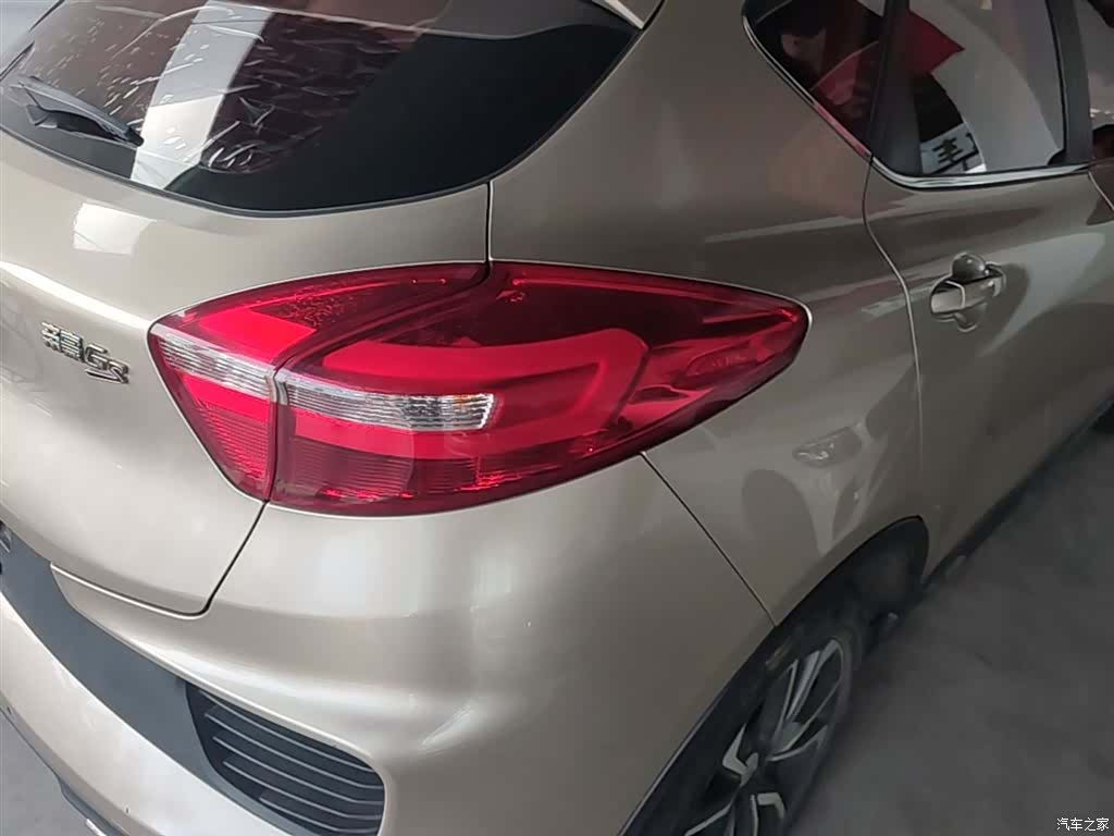 Geely Emgrand, 2018 8