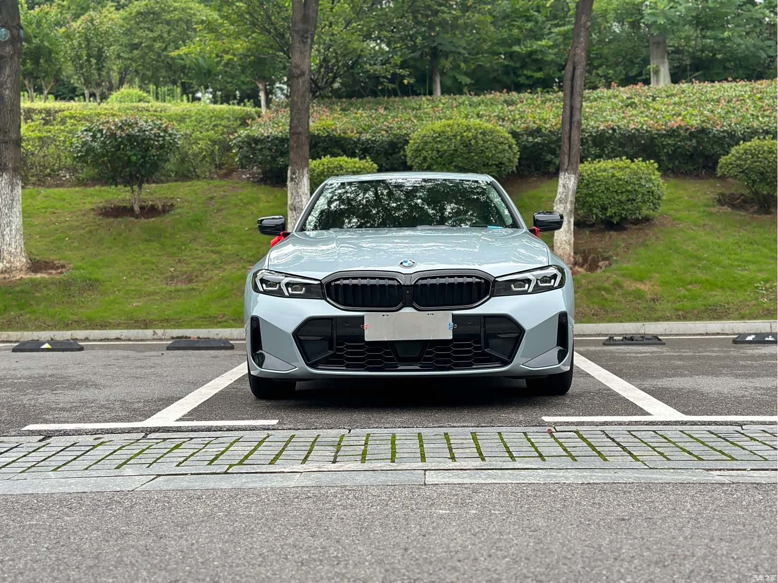 BMW 3 Series, 2025 1