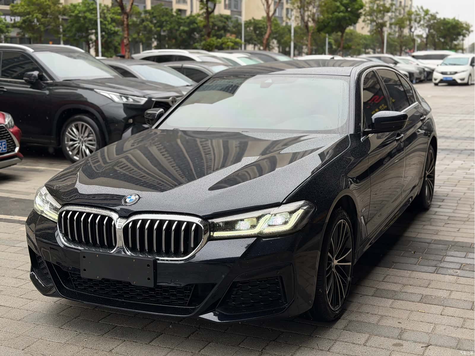 BMW 5 Series, 2023 1