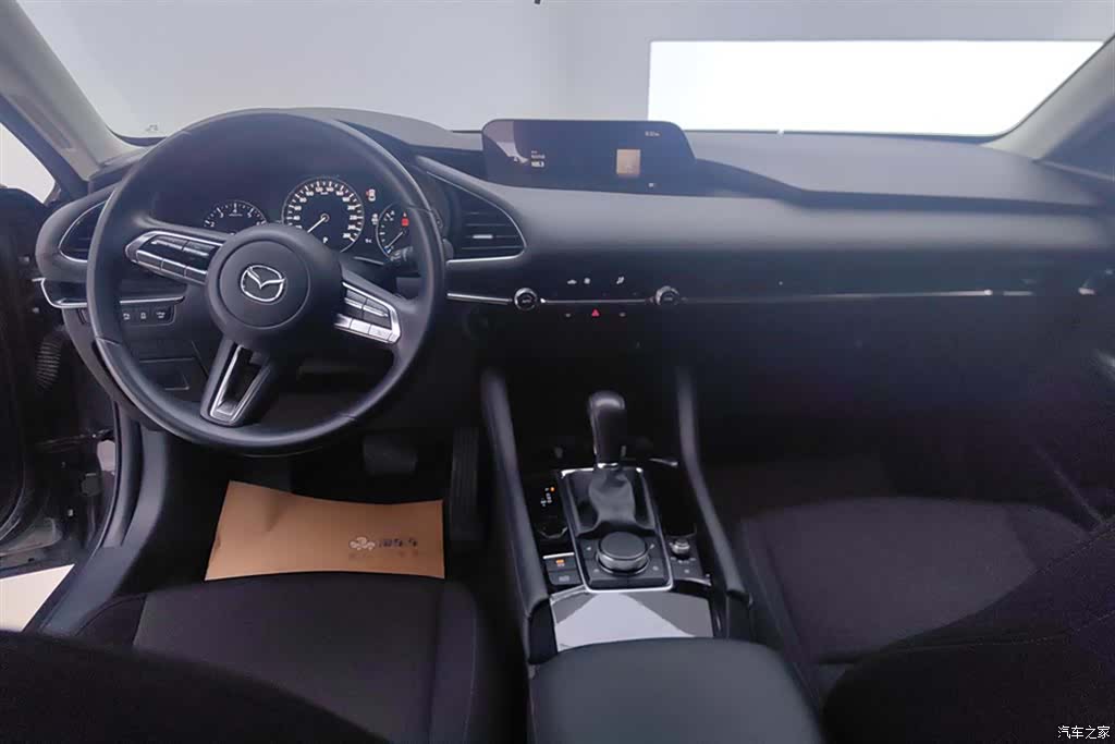 Mazda Mazda3, 2021 12