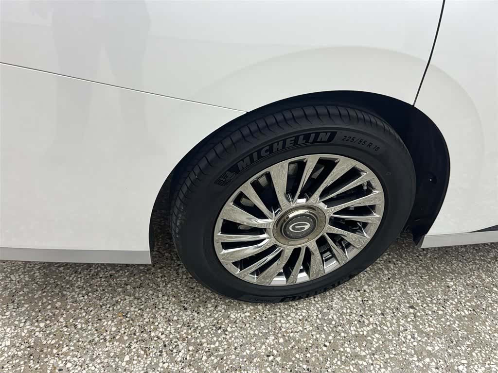 Trumpchi M8, 2024 14