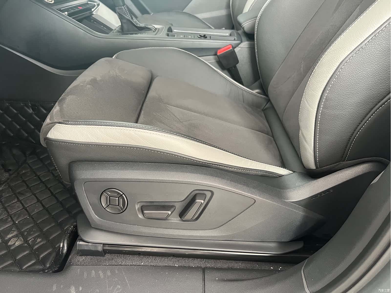 Audi Q3, 2023 8