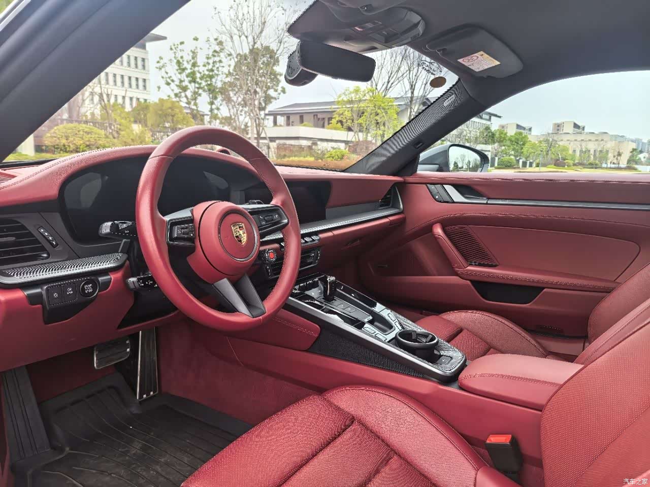 Porsche 911, 2025 10