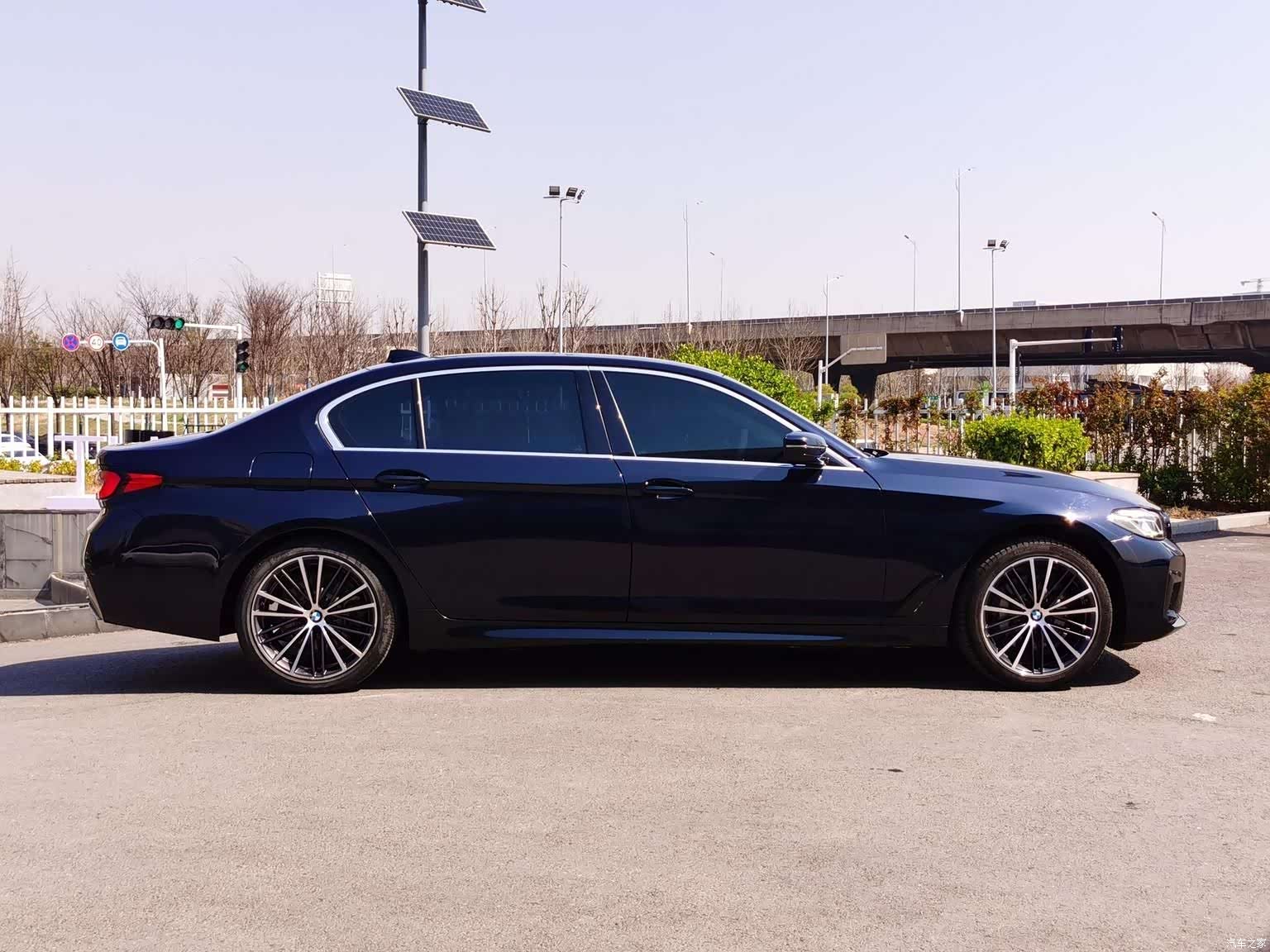 BMW 5 Series, 2022 8