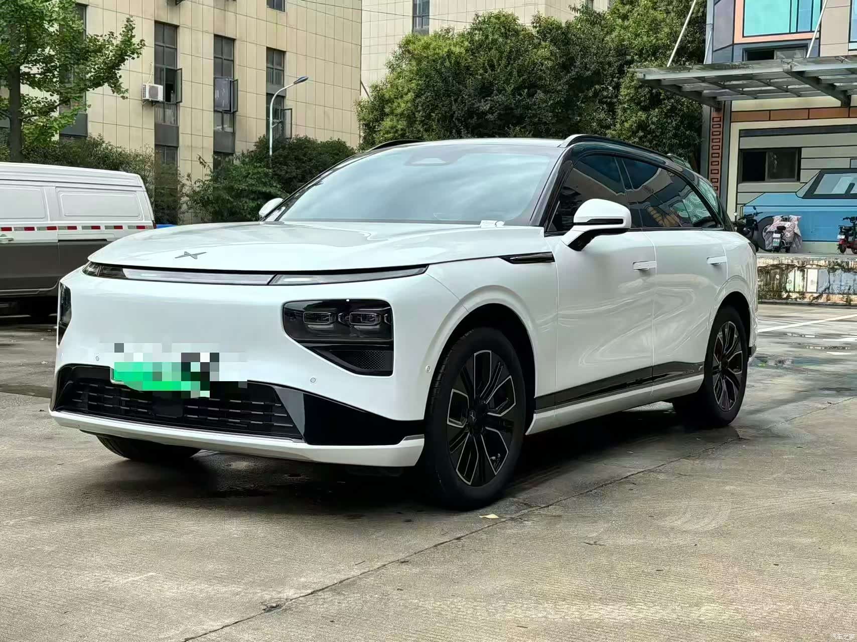 Xpeng G9, 2025 1