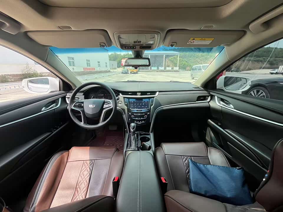 Cadillac XTS