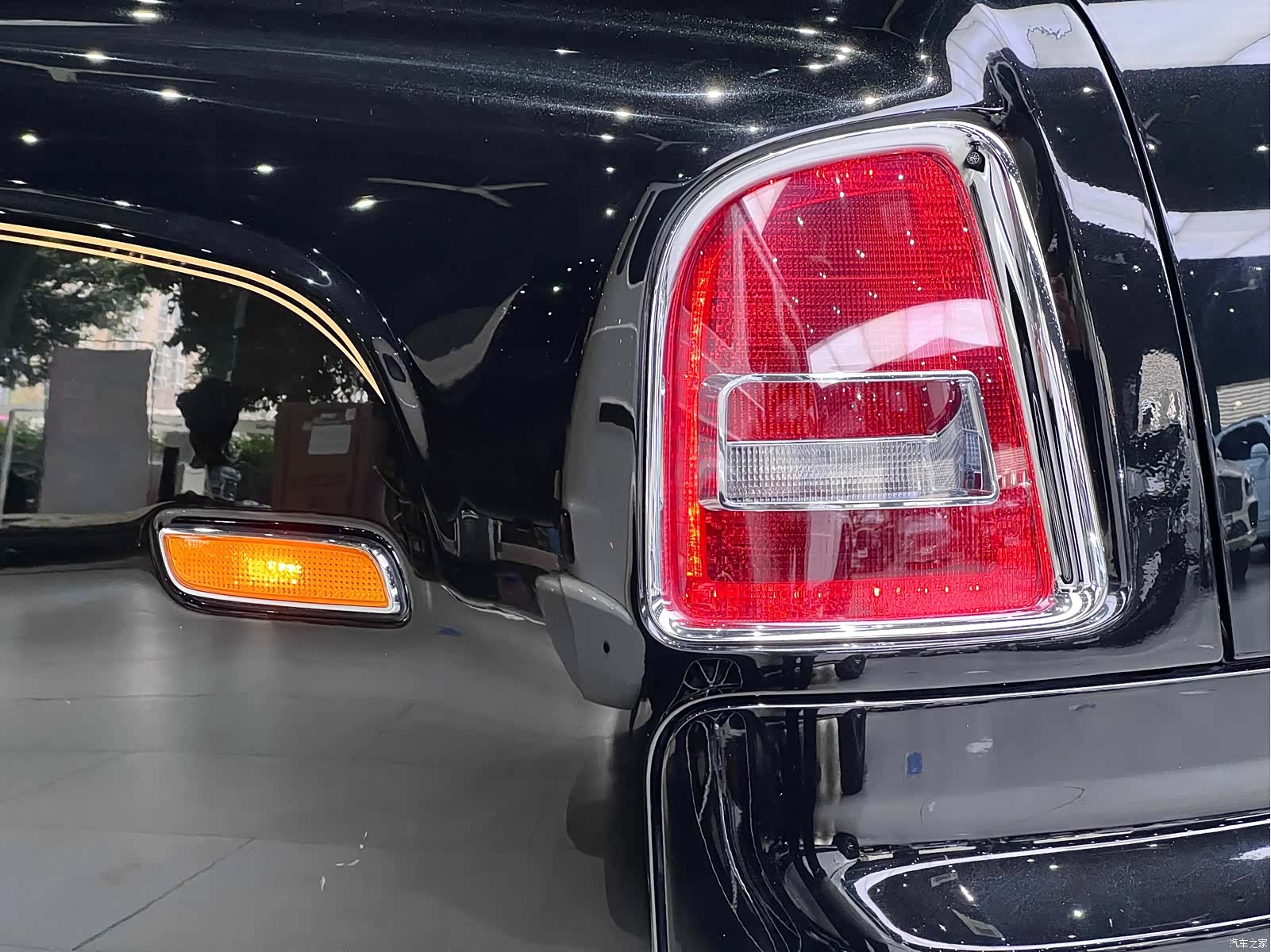 Rolls-Royce Phantom, 2011 17