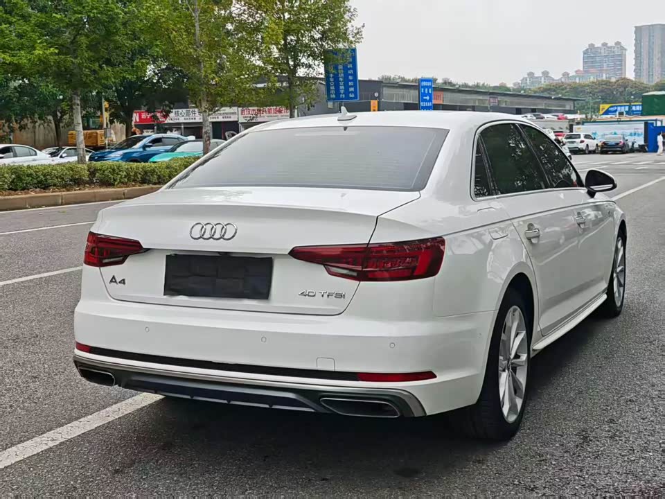 Audi A4L