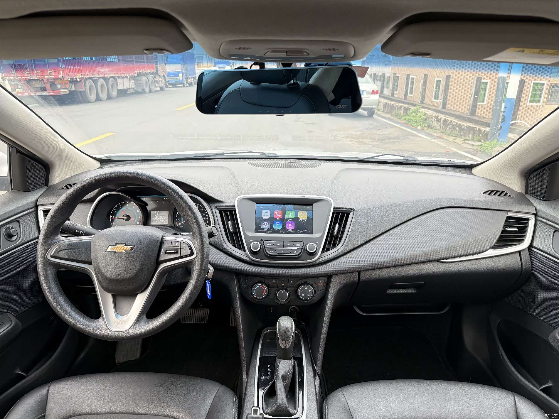 Chevrolet 320, 2019 4