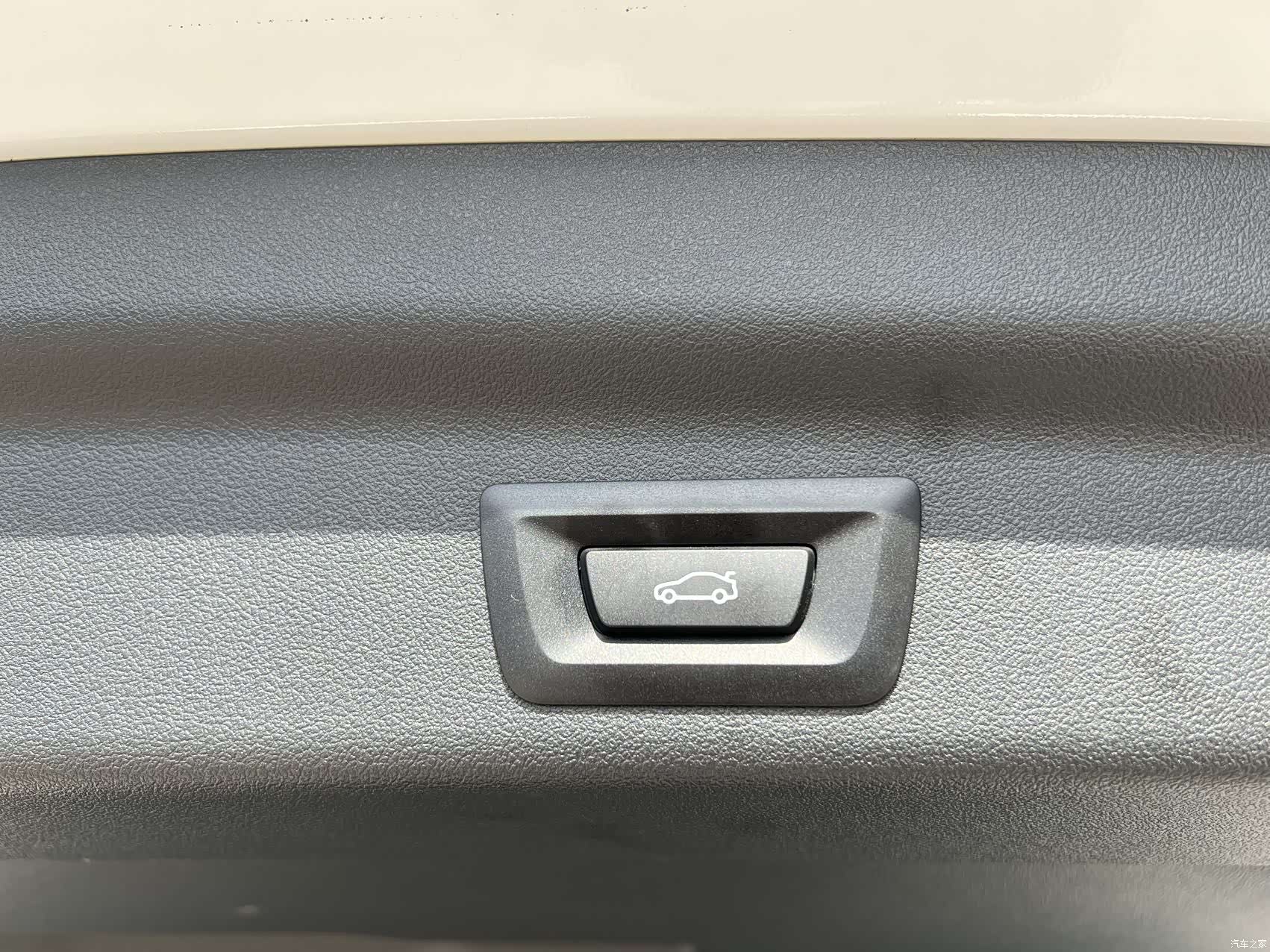 BMW X1, 2023 12