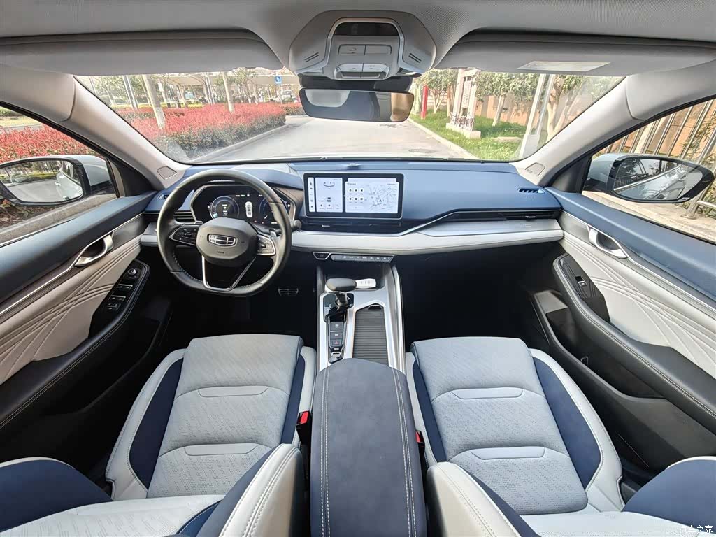 Geely Preface, 2023 13