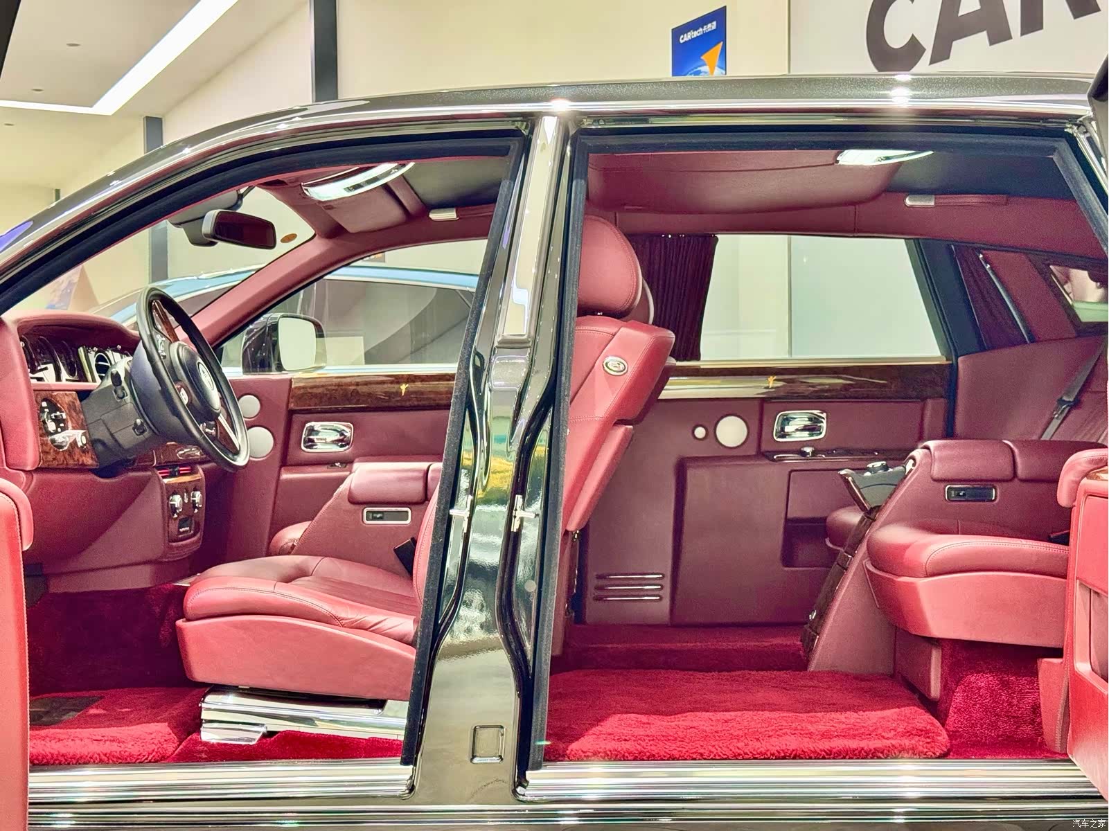 Rolls-Royce Phantom, 2011 21