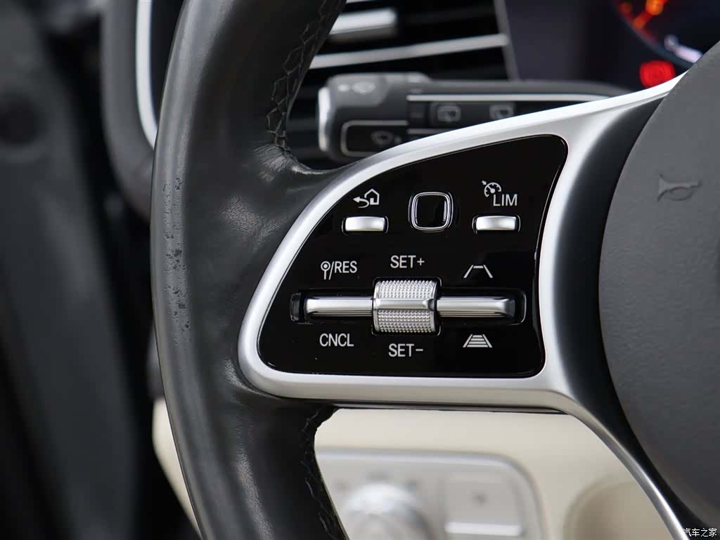 Mercedes-Benz GLE, 2019 16