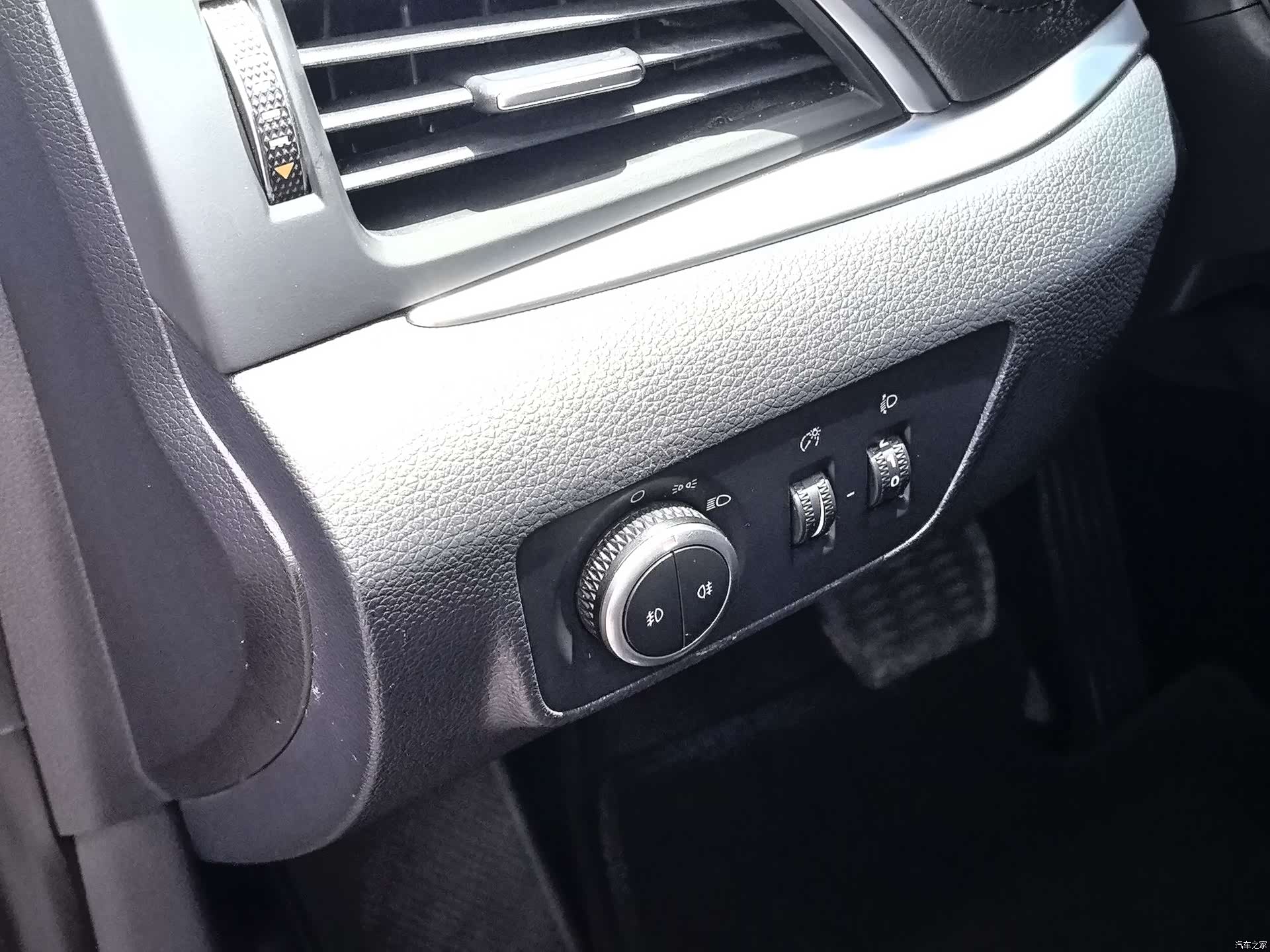 BaoWoQiChe BX7, 2019 24