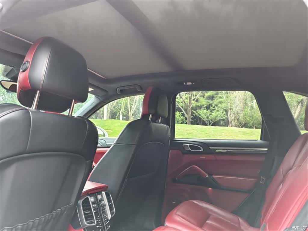 Porsche Cayenne, 2015 19