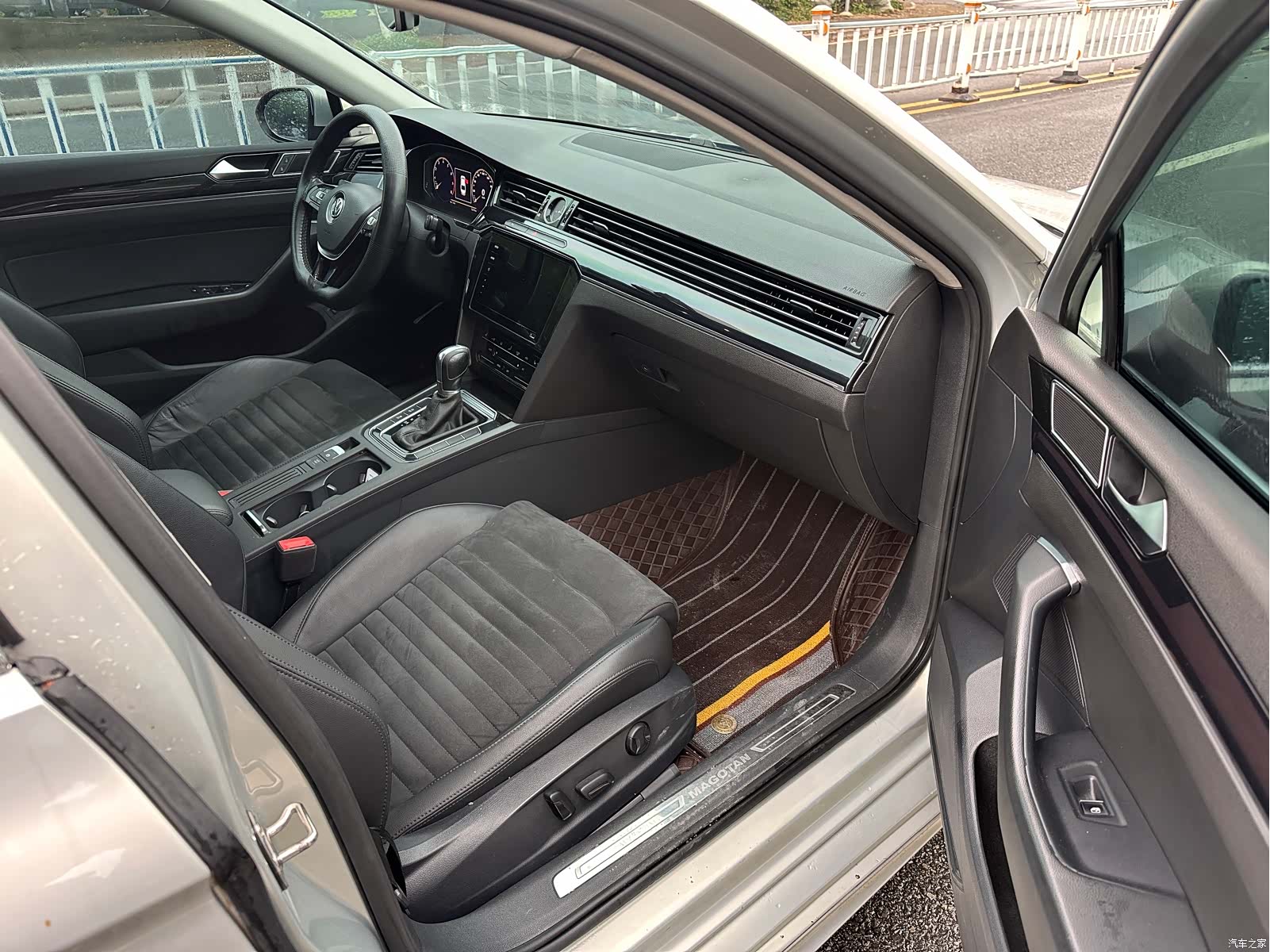 Volkswagen Magotan, 2020 13