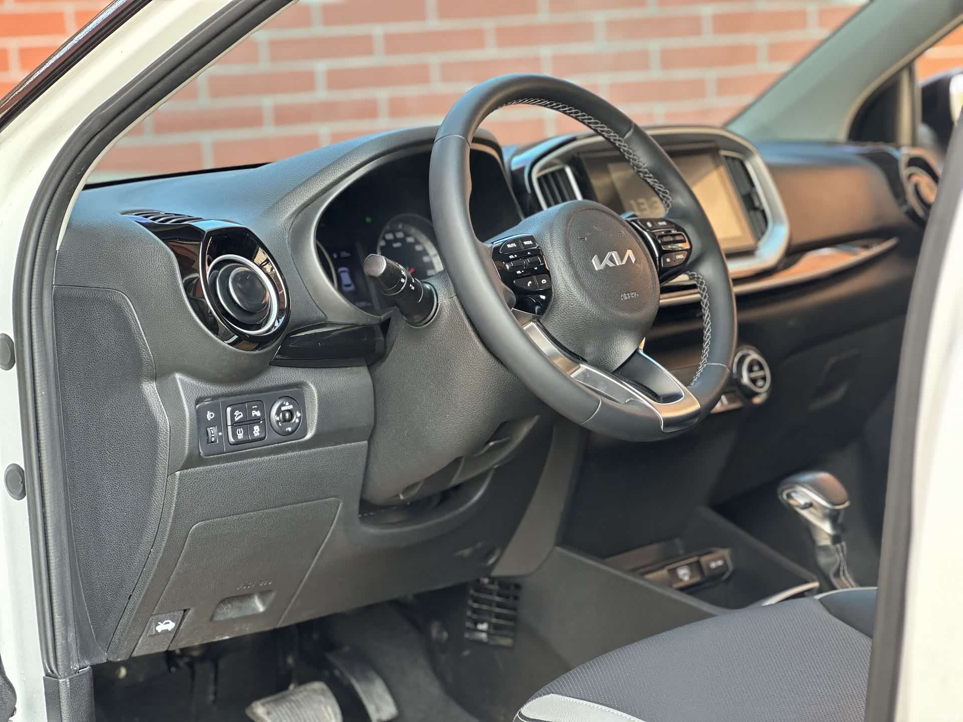 Kia KX1, 2023 24
