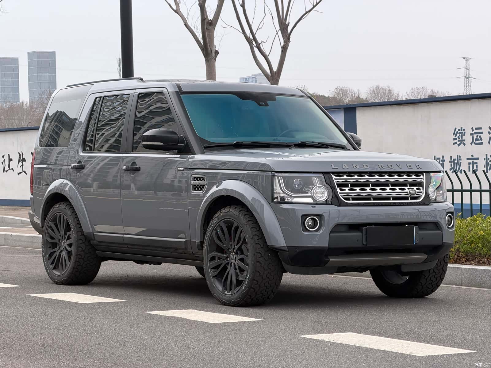 Land Rover Discovery, 2017 3