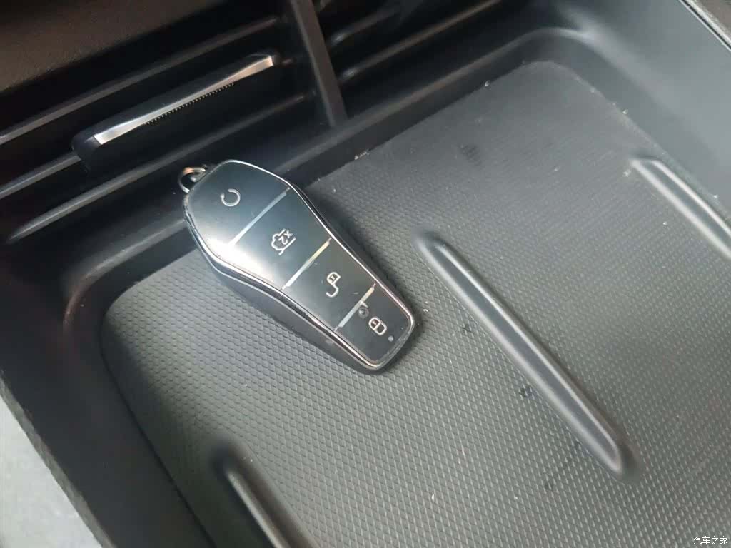 BYD Seal, 2025 9