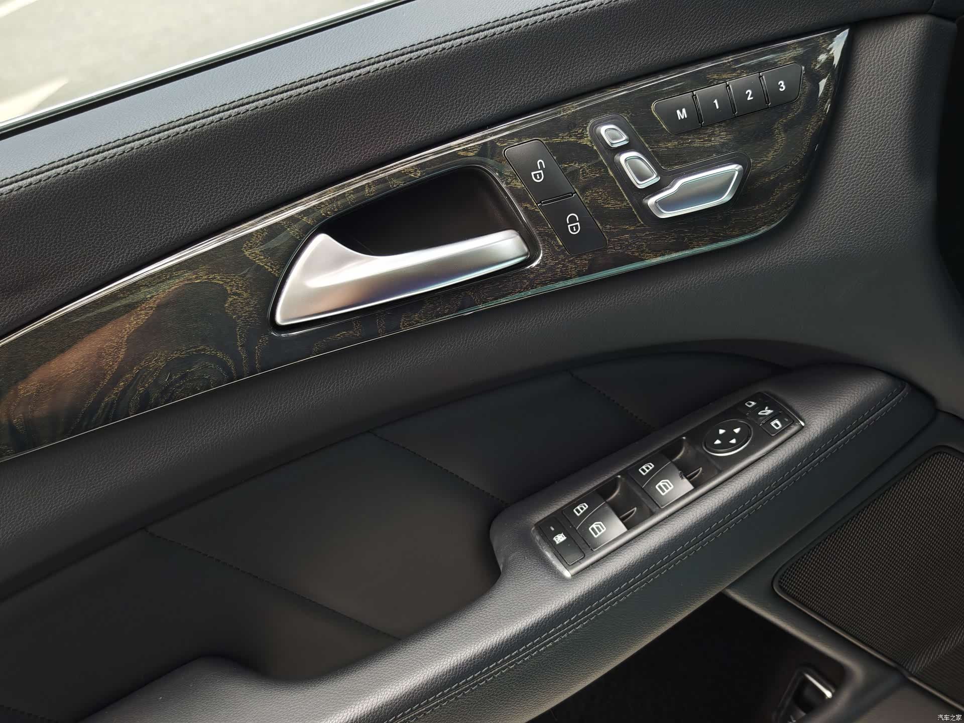 Mercedes-Benz CLS, 2016 9