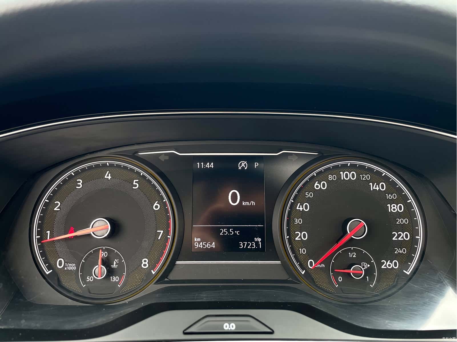 Volkswagen Passat, 2023 10