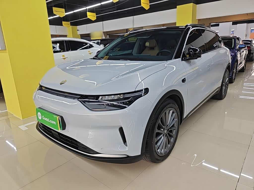 Leapmotor C11