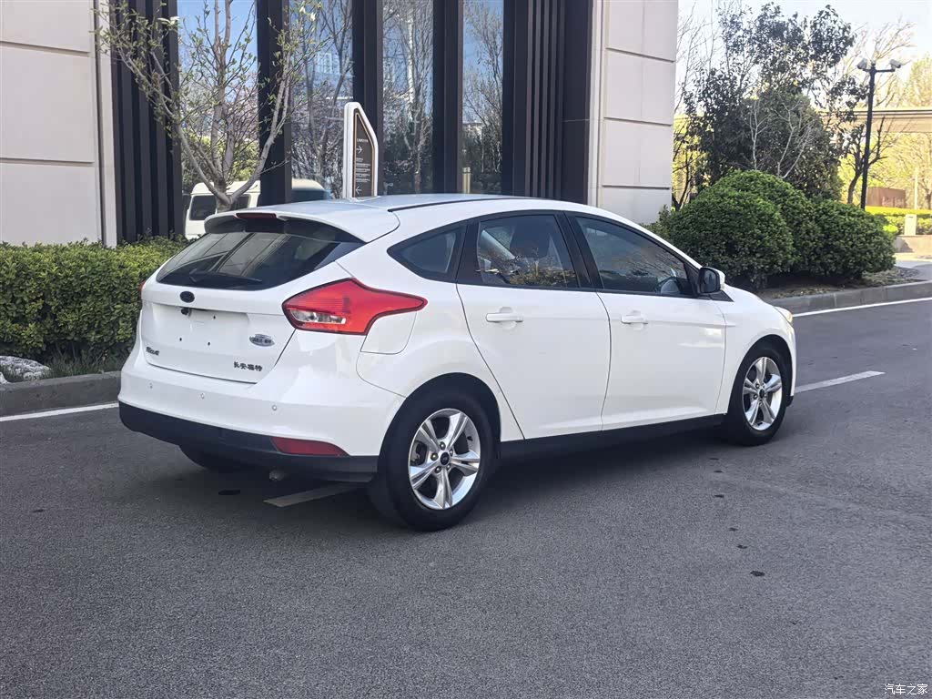 Ford Focus, 2017 23