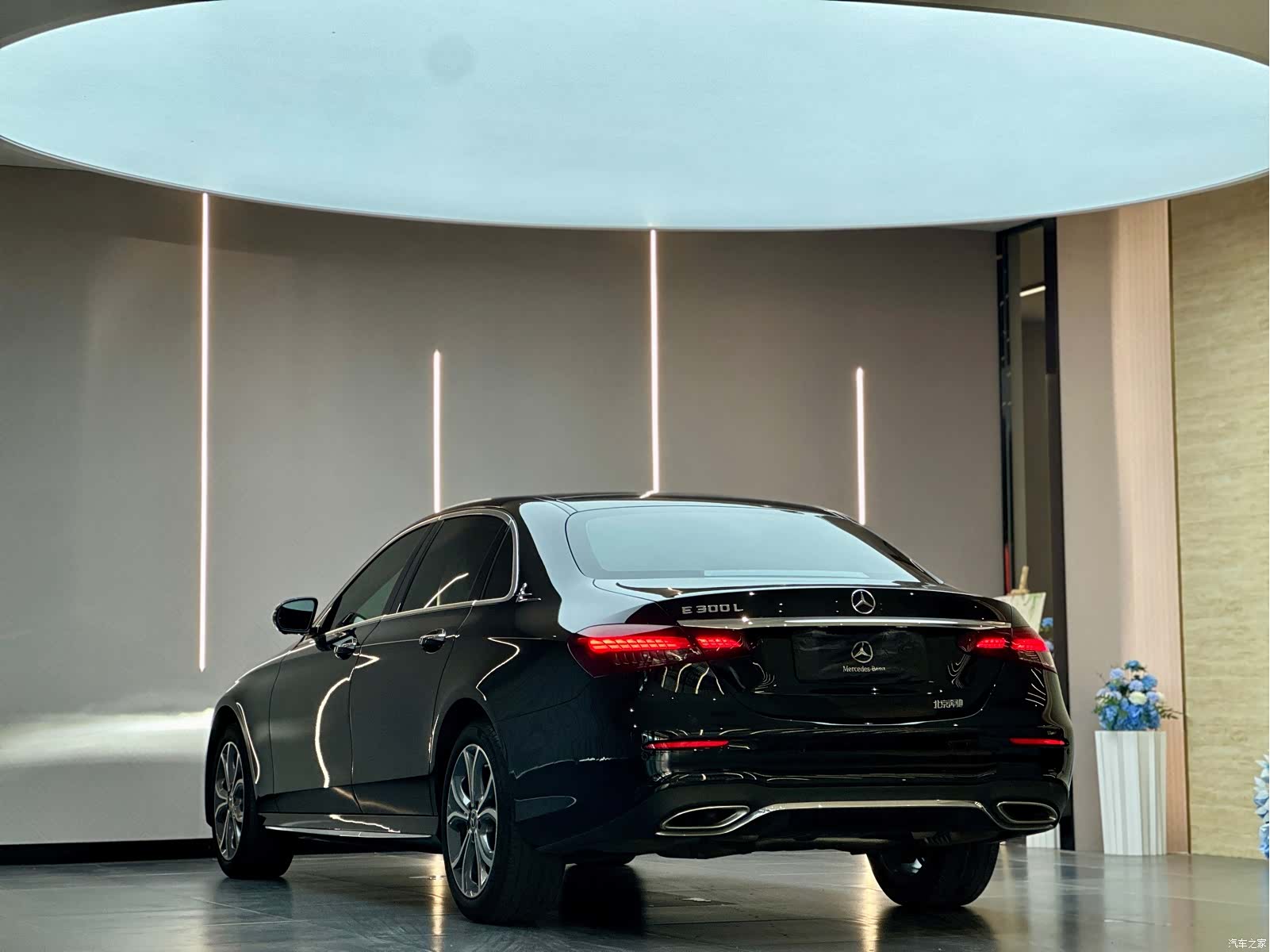 Mercedes-Benz E-Class, 2022 11