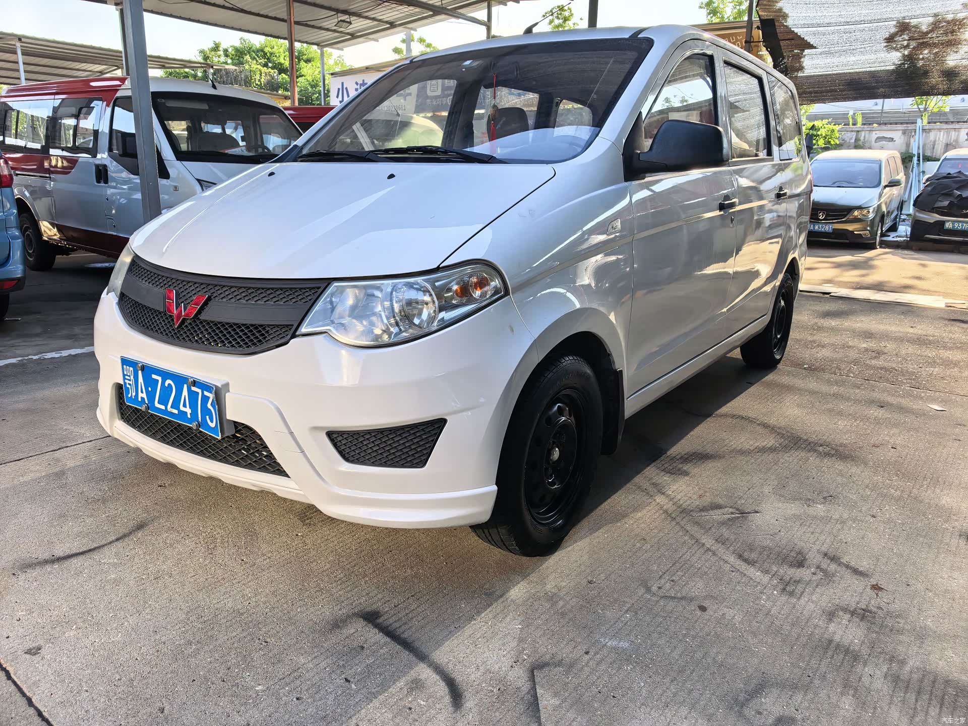 Wuling Hongguang, 2016 1