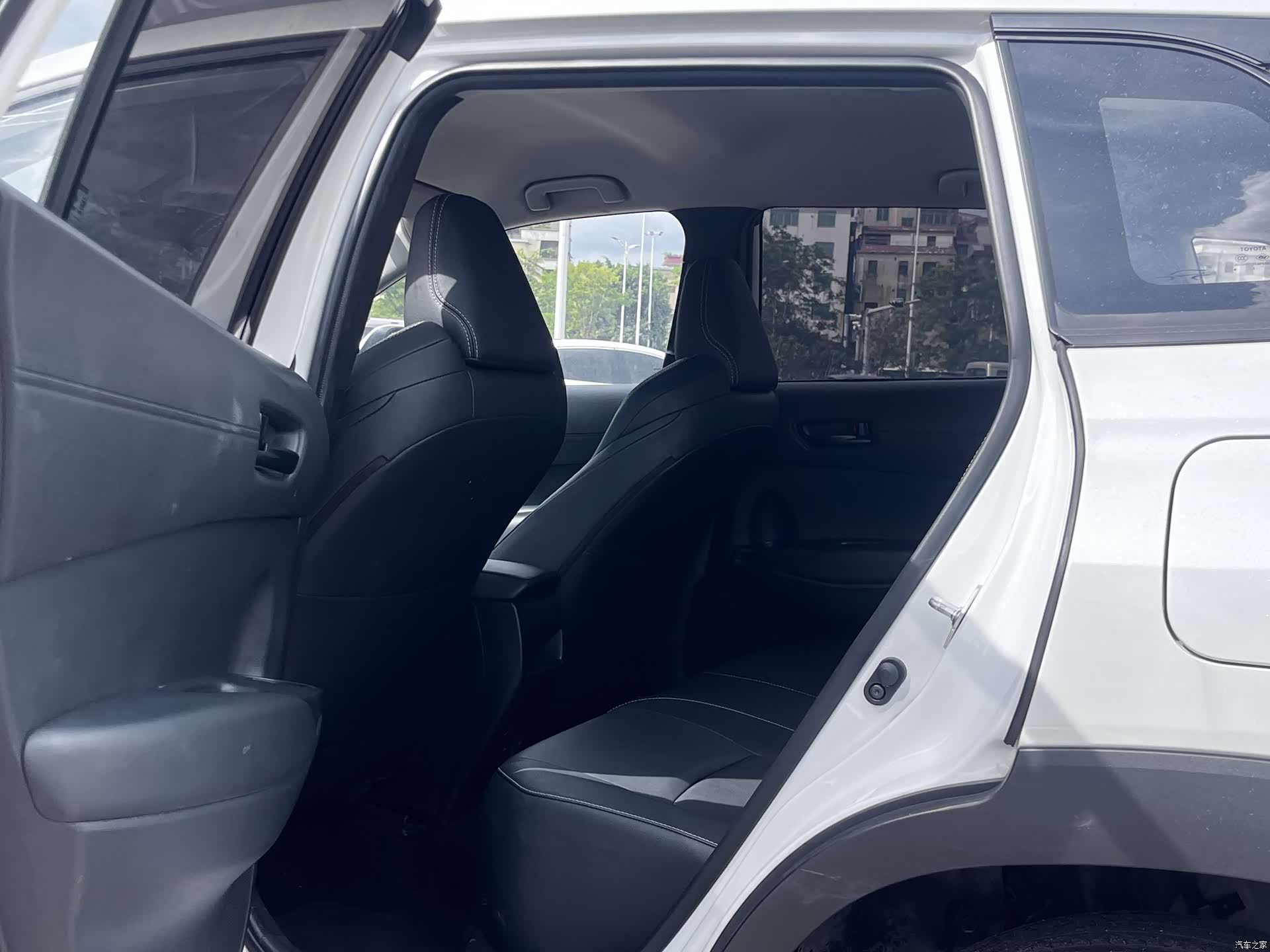 Toyota Frontlander, 2025 10