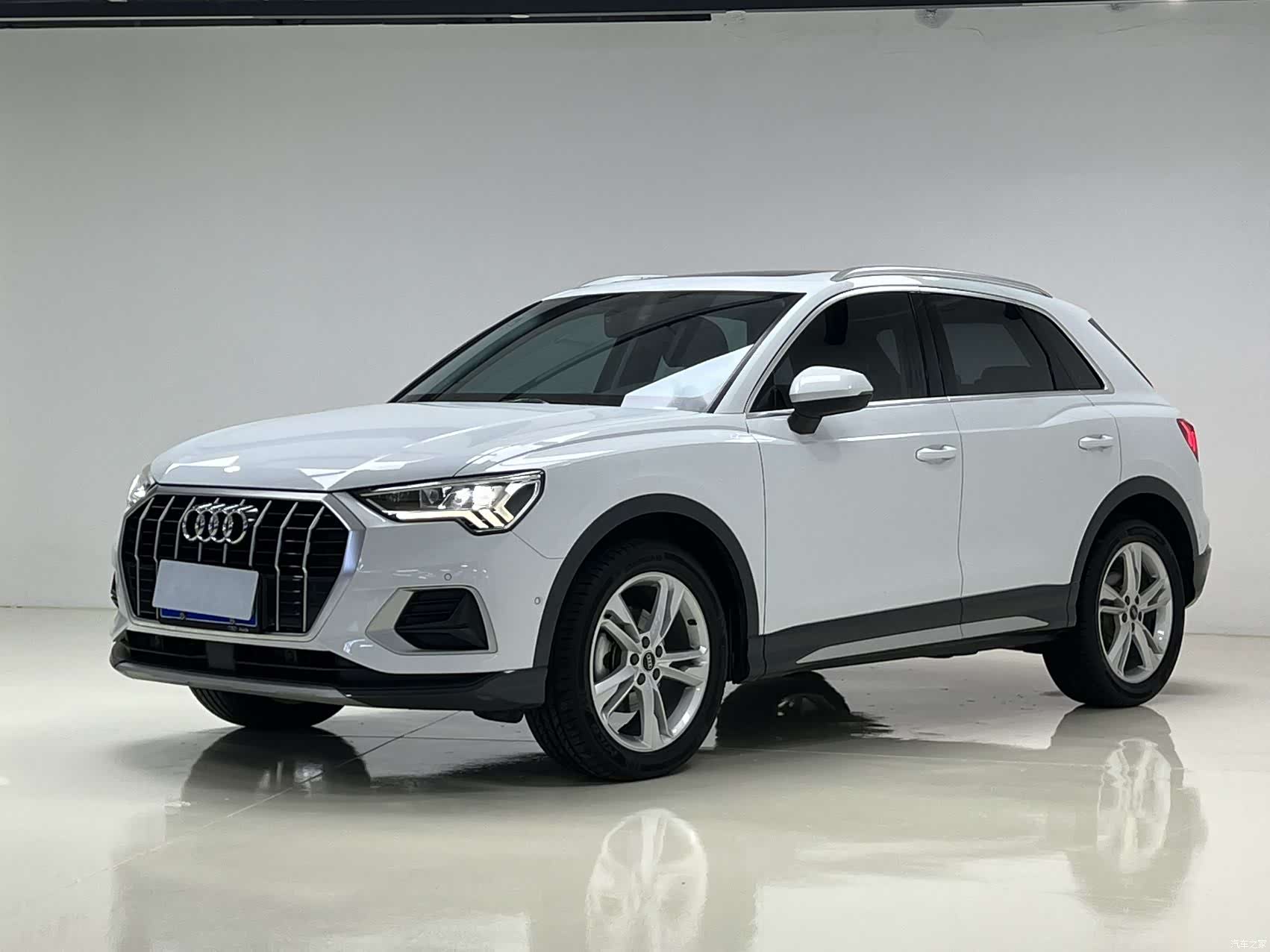 Audi Q3, 2021 1