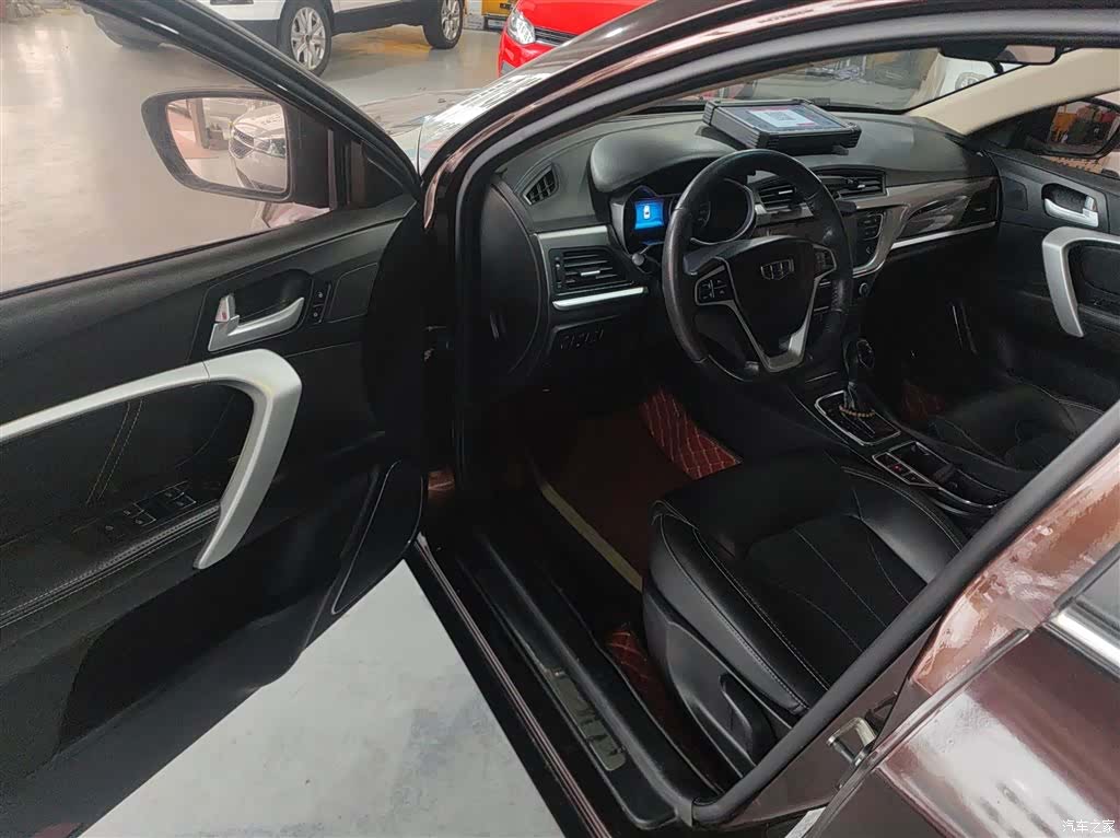 Geely Emgrand, 2018 16