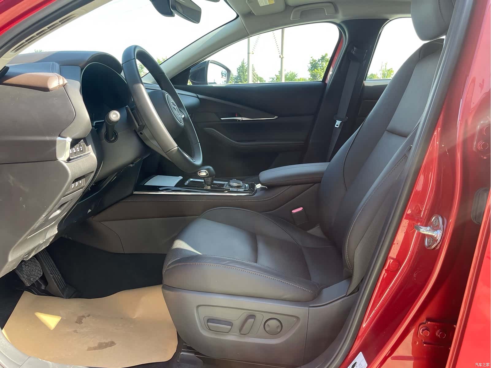 Mazda CX-30, 2023 4