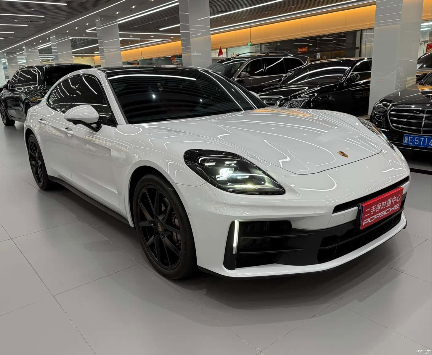 Porsche Panamera, 2024 3