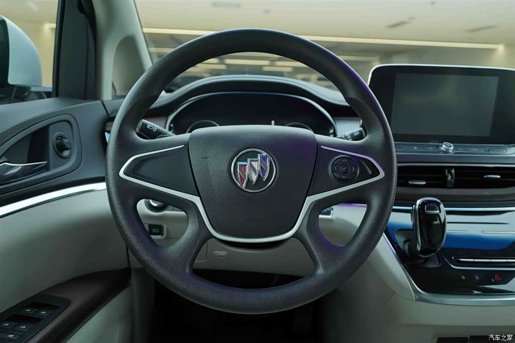 Buick GL8, 2025 19