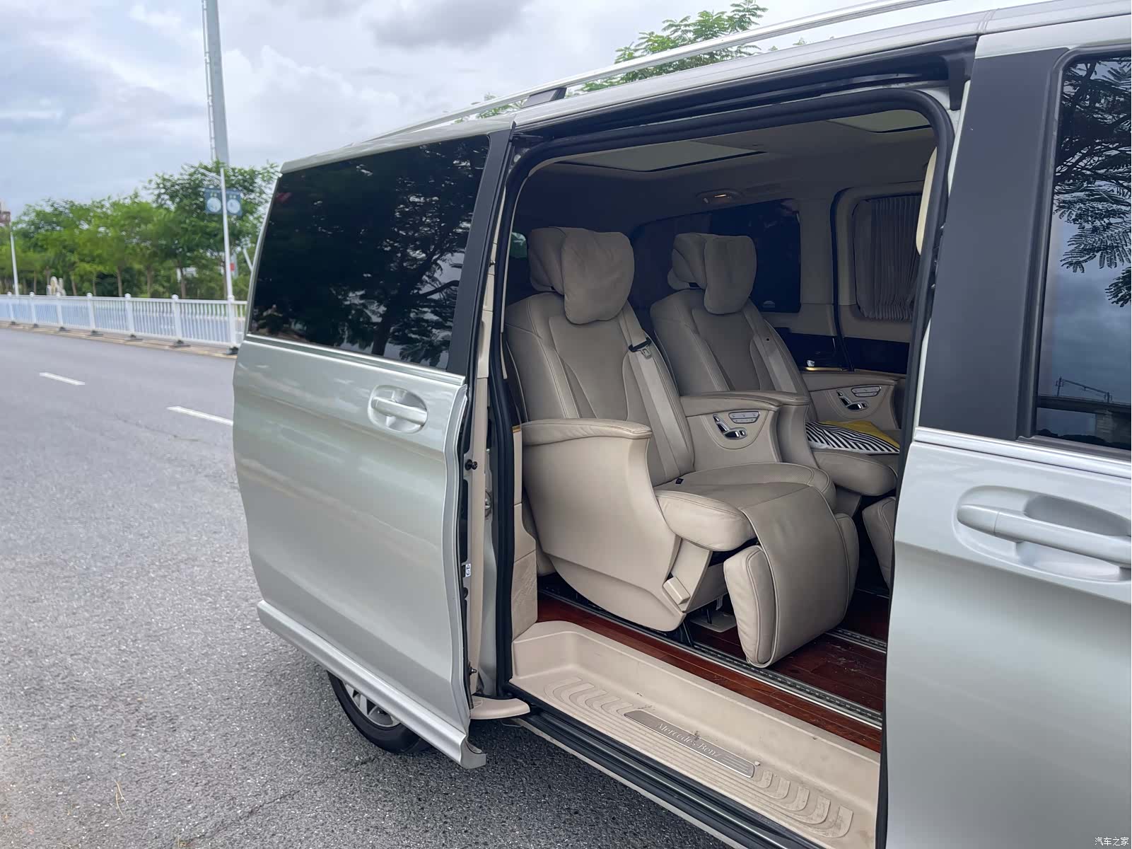Mercedes-Benz V-Class, 2017 15
