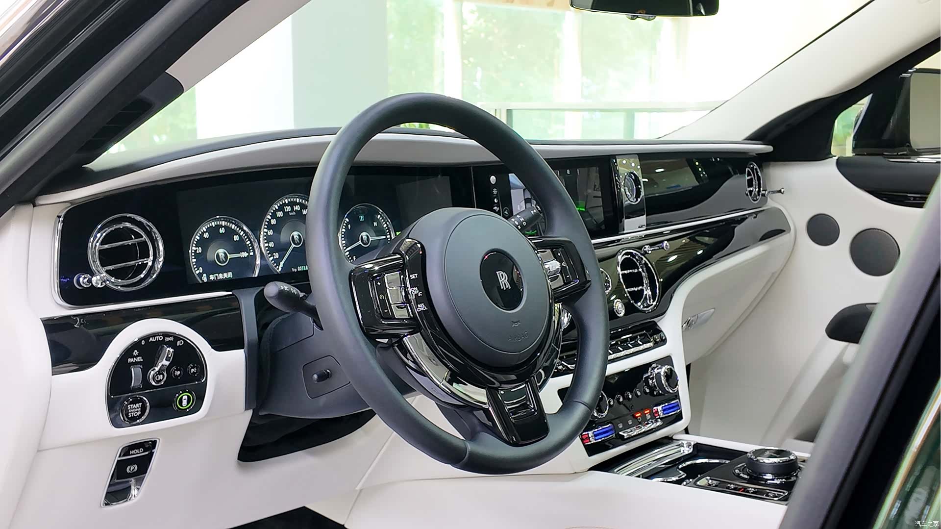 Rolls-Royce Ghost, 2021 6